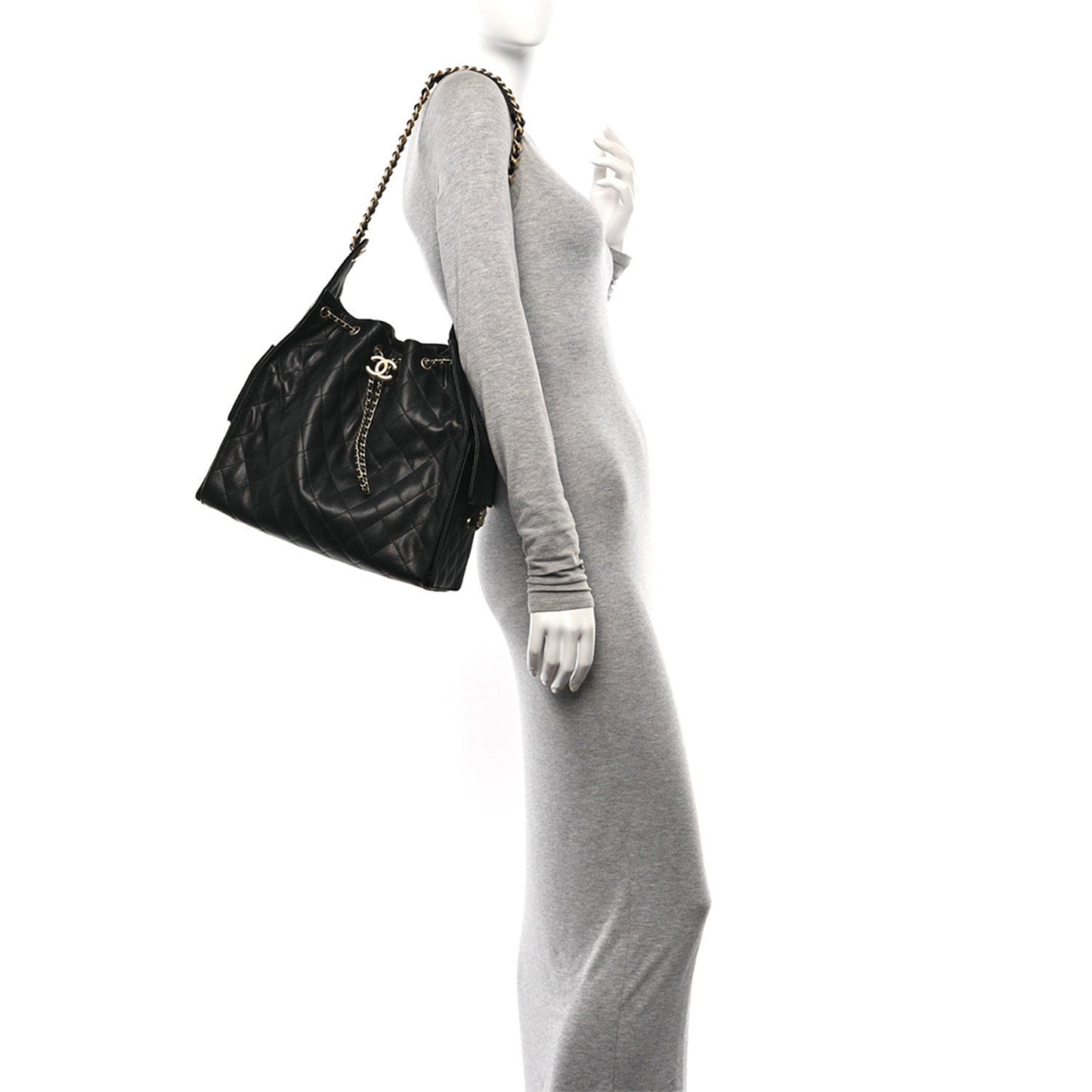 Chanel  Caviar Chanel 25