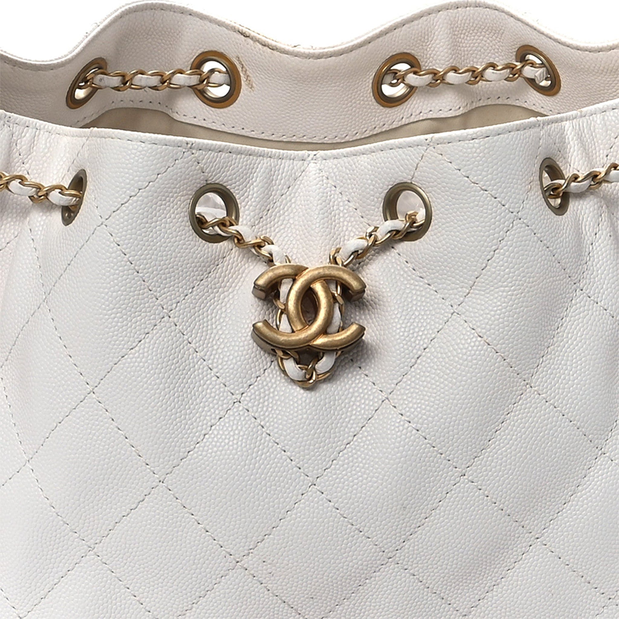 Chanel  Caviar Chanel 25